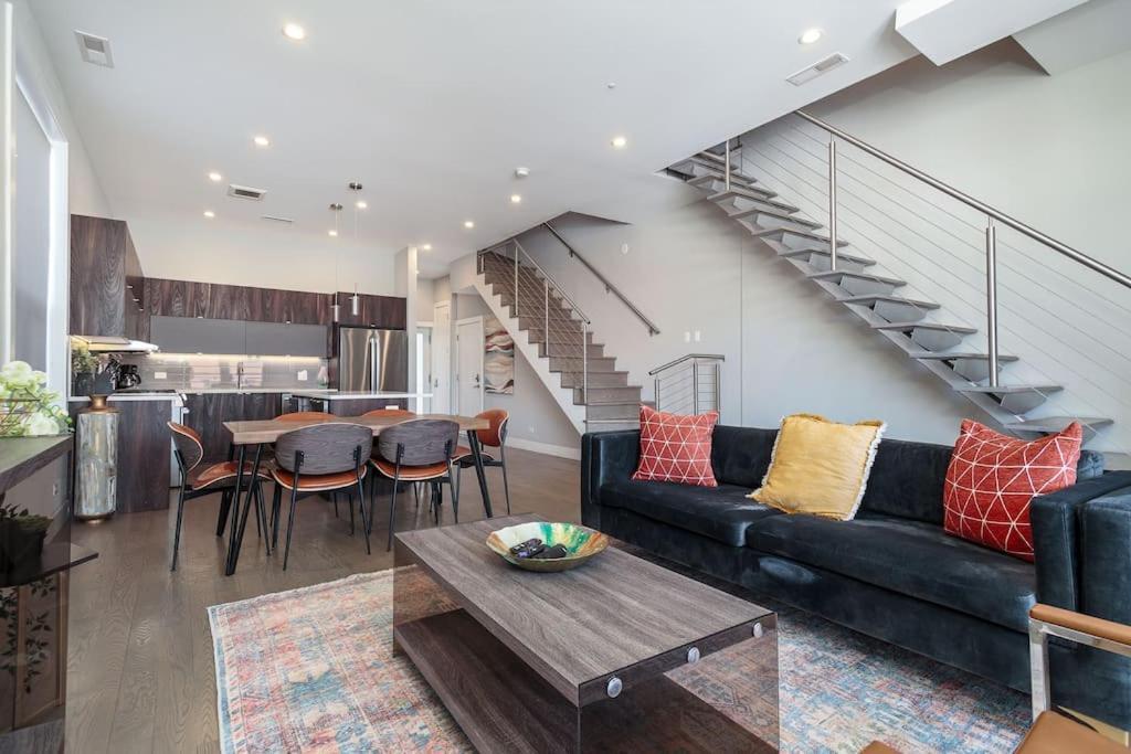 Breathtaking Downtown Penthouse A - Sleeps 11 Villa Chicago Exterior photo