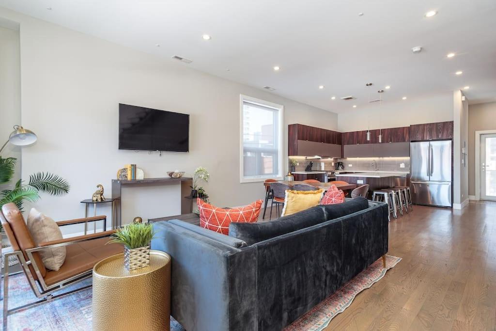 Breathtaking Downtown Penthouse A - Sleeps 11 Villa Chicago Exterior photo