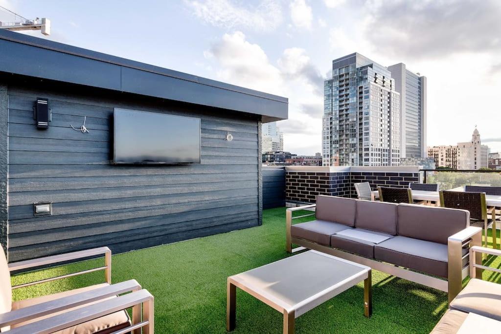 Breathtaking Downtown Penthouse A - Sleeps 11 Villa Chicago Exterior photo