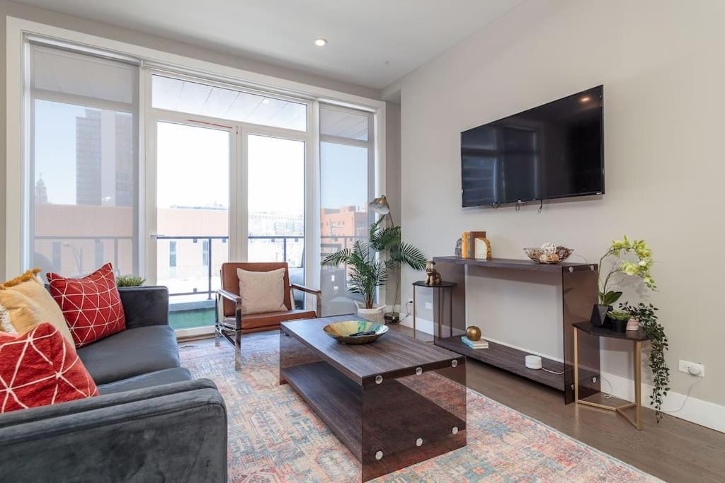 Breathtaking Downtown Penthouse A - Sleeps 11 Villa Chicago Exterior photo