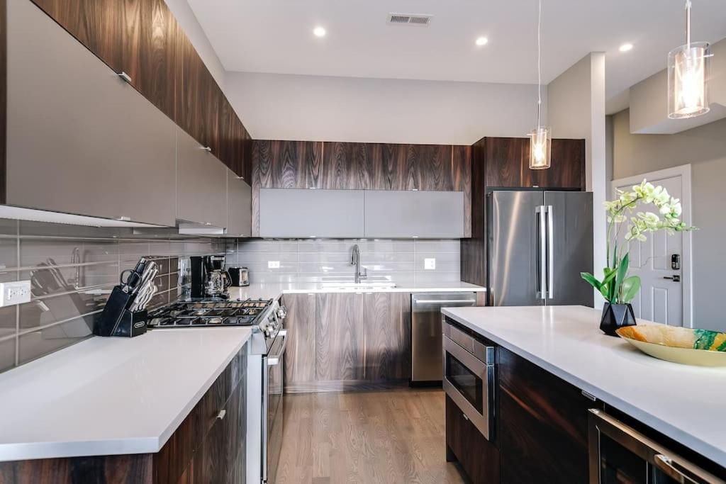 Breathtaking Downtown Penthouse A - Sleeps 11 Villa Chicago Exterior photo